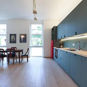 https://contempora-apartments-trilocale-fontana-22.italymilanhotels.net