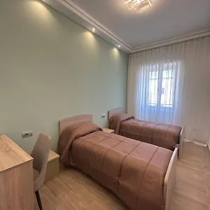  Homestay Claire House