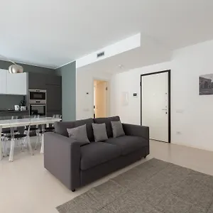 Porta Nuova Bright And Roomy Flat Apartamento Milán